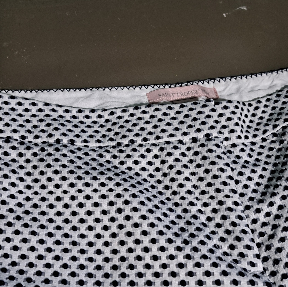 Black and white scalloped edge shorts